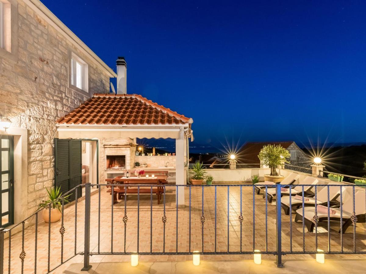 Luxurious Villa In Selca With Pool Esterno foto