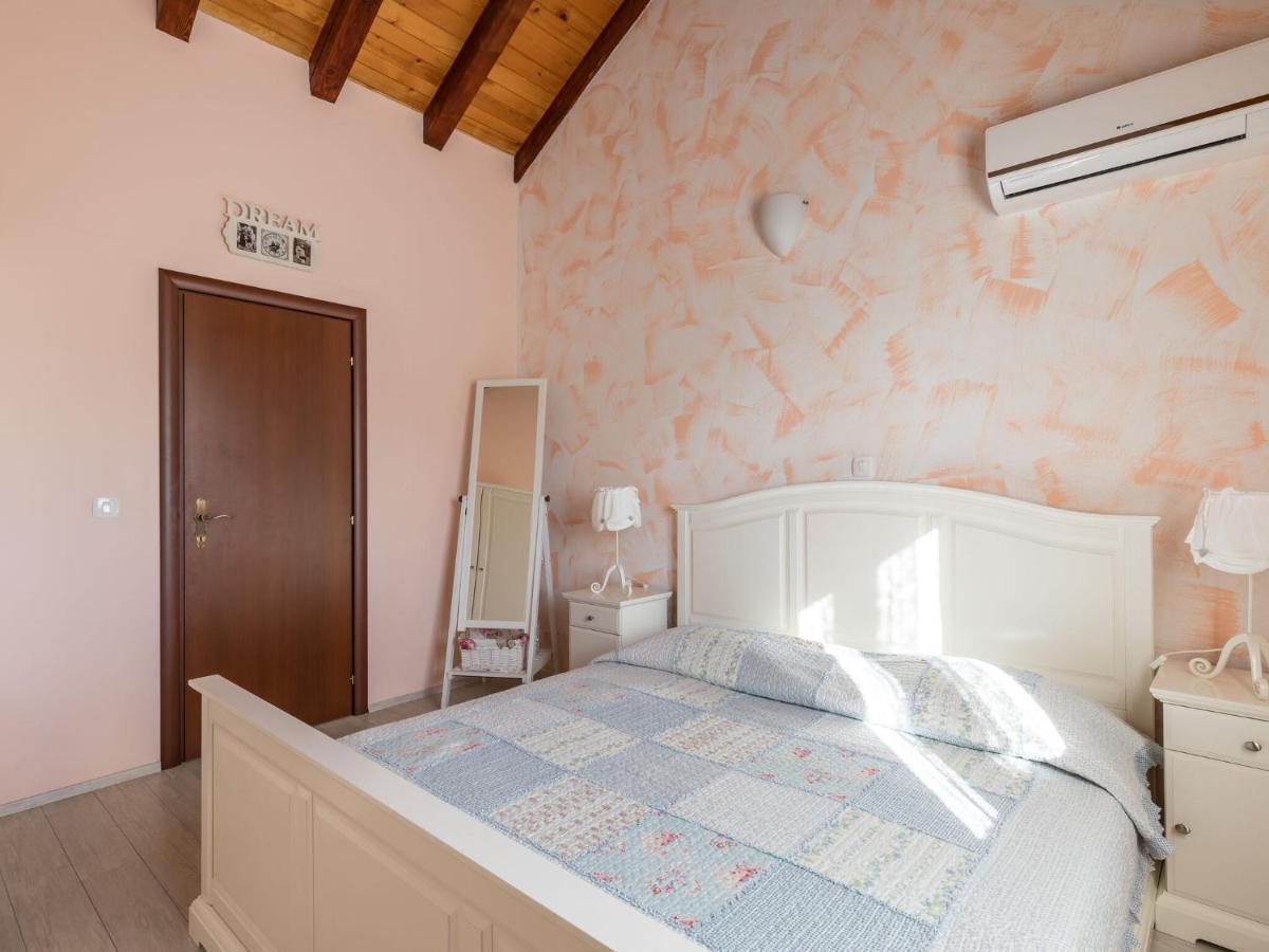 Luxurious Villa In Selca With Pool Esterno foto